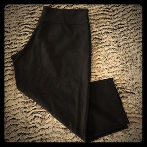 Black Nike Dri-fit Capri pants sz L
